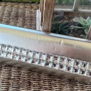 Elegant Silver Crystal clutch purse in good condition